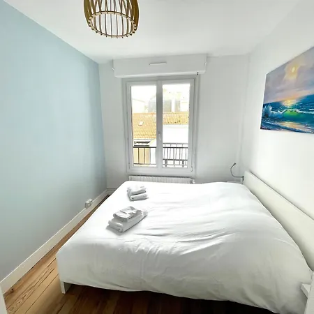 La Criee, Un Balcon Sur Le Port *